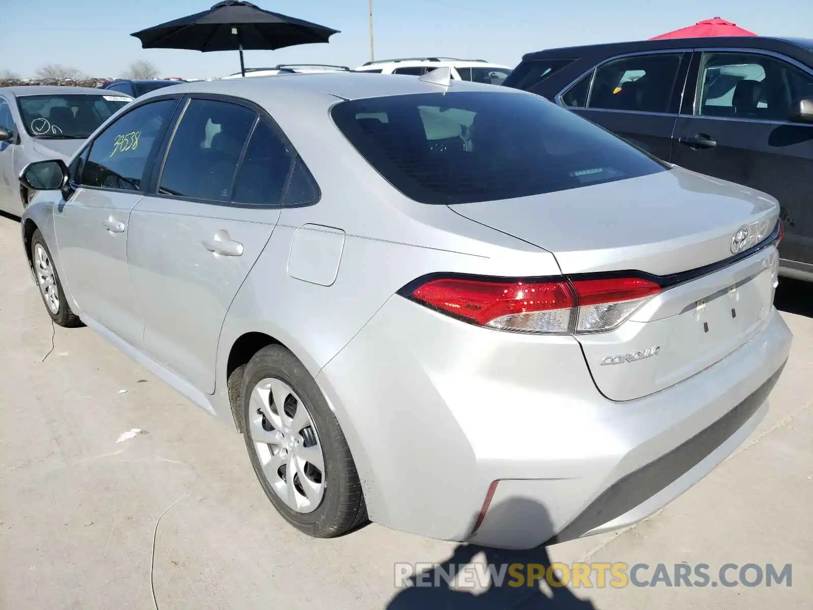 3 Photograph of a damaged car 5YFEPRAE5LP056882 TOYOTA COROLLA 2020