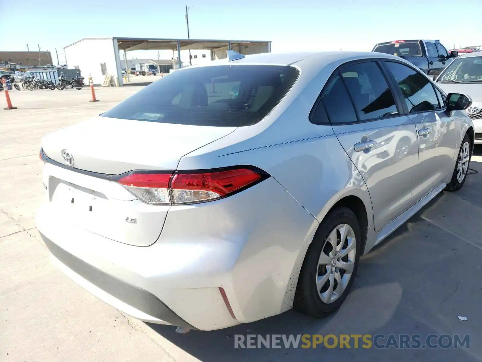 4 Photograph of a damaged car 5YFEPRAE5LP056882 TOYOTA COROLLA 2020