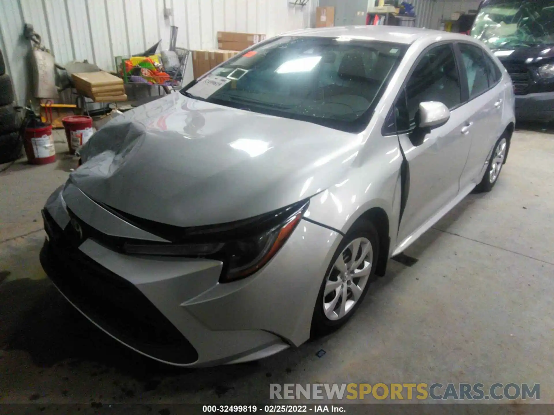 2 Photograph of a damaged car 5YFEPRAE5LP058731 TOYOTA COROLLA 2020