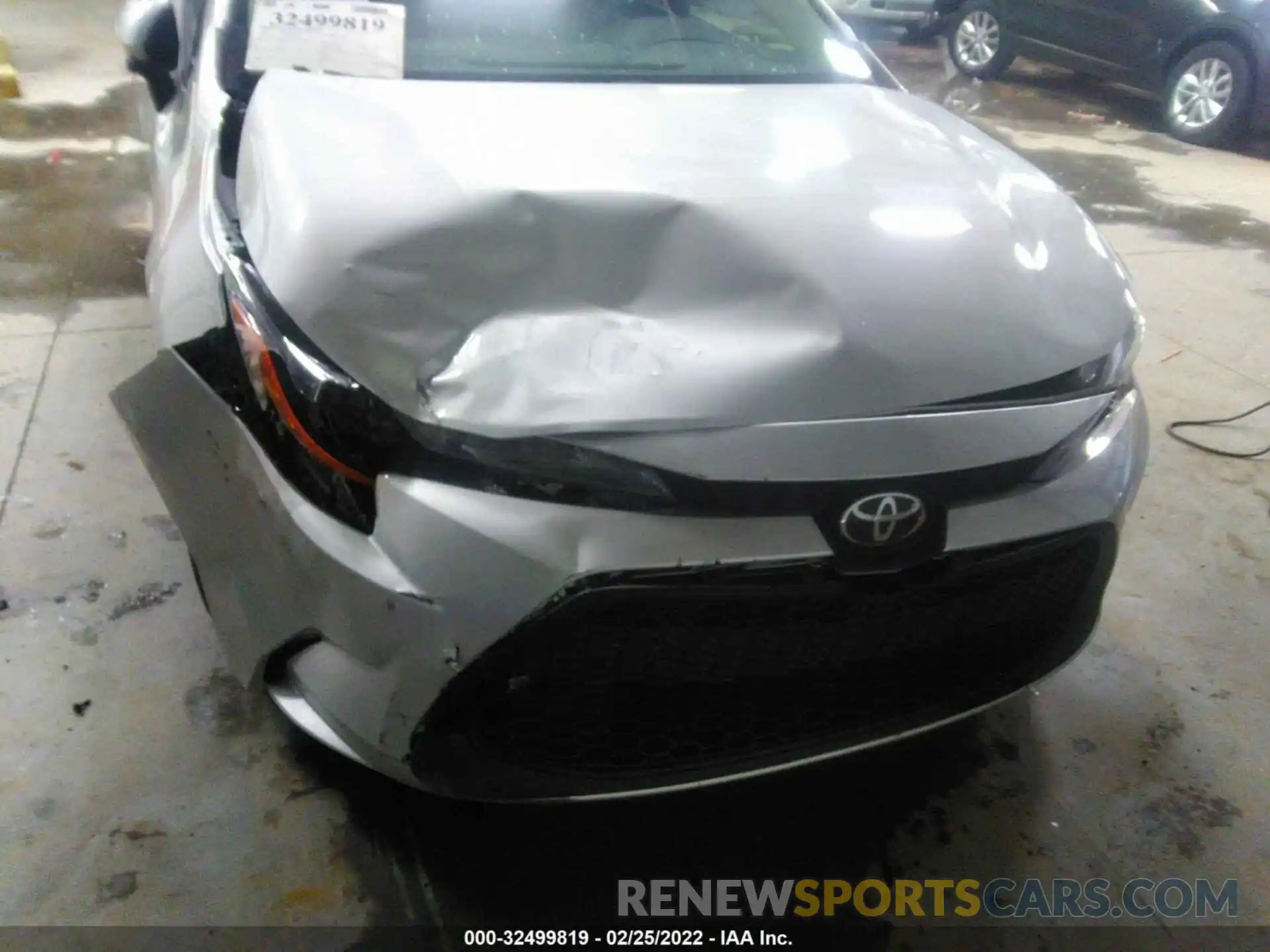 6 Photograph of a damaged car 5YFEPRAE5LP058731 TOYOTA COROLLA 2020