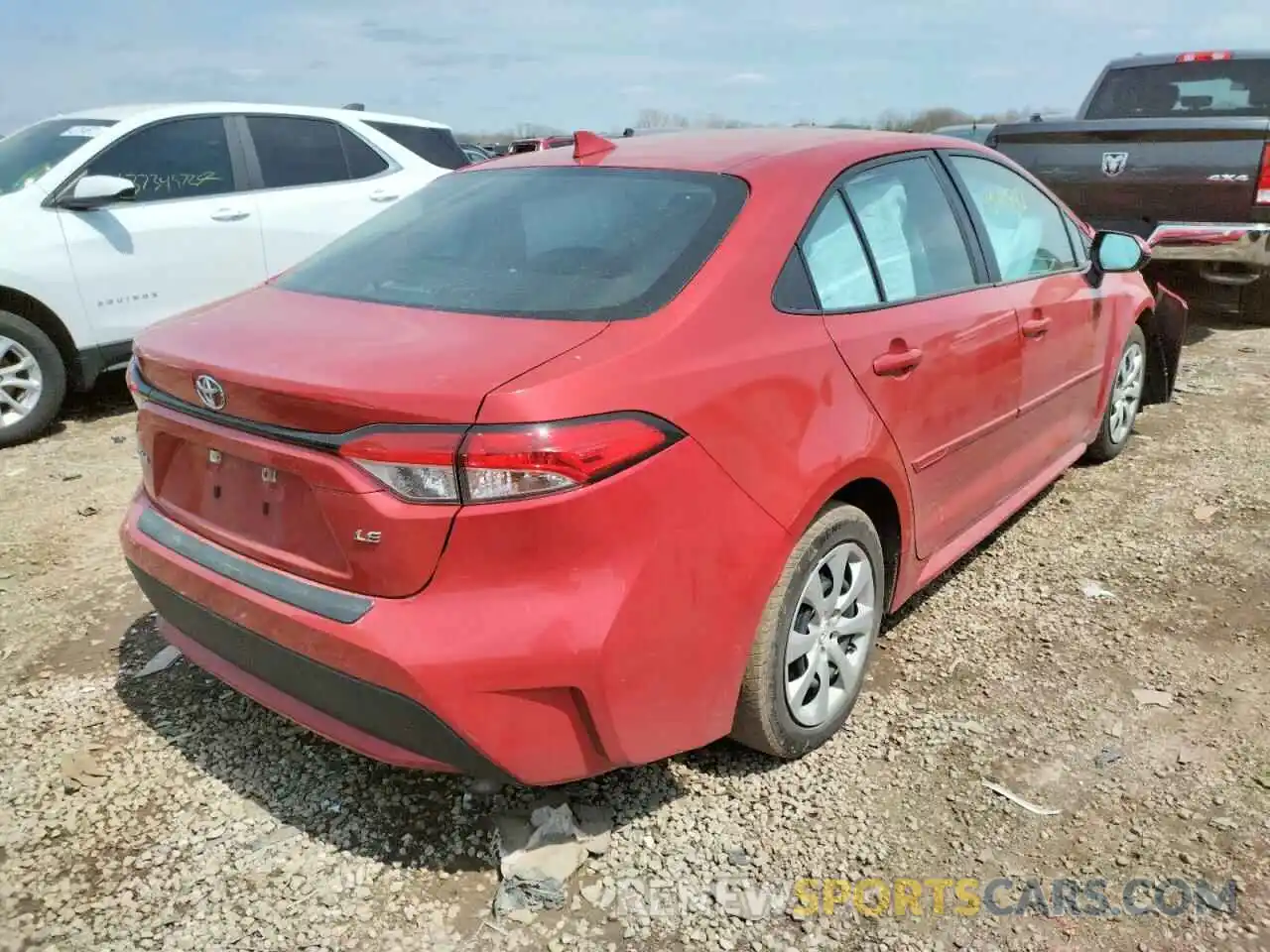 4 Photograph of a damaged car 5YFEPRAE5LP058759 TOYOTA COROLLA 2020