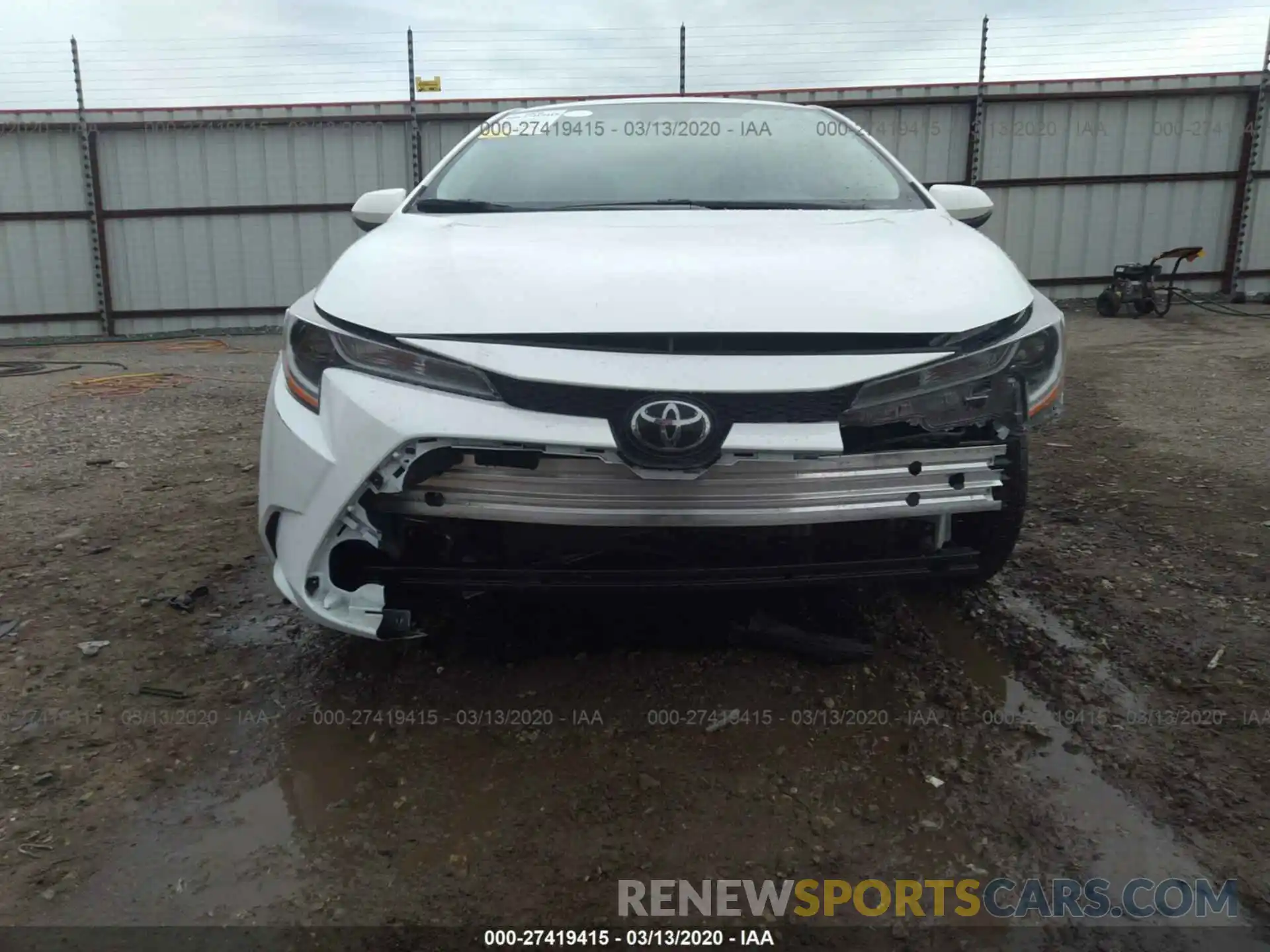 6 Photograph of a damaged car 5YFEPRAE5LP060303 TOYOTA COROLLA 2020