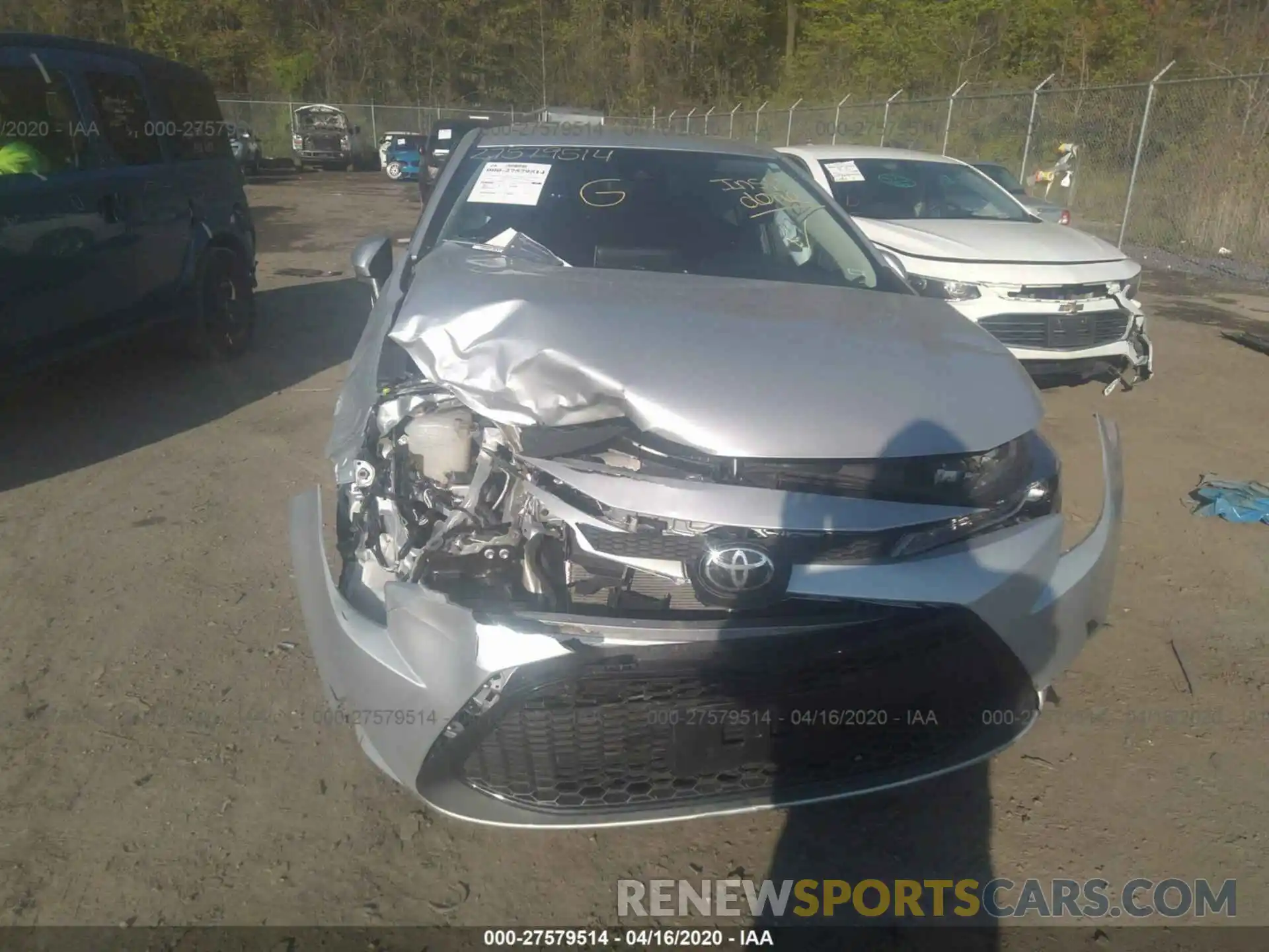 6 Photograph of a damaged car 5YFEPRAE5LP061290 TOYOTA COROLLA 2020