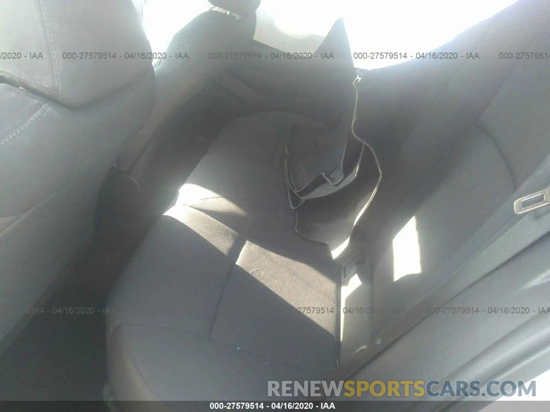 8 Photograph of a damaged car 5YFEPRAE5LP061290 TOYOTA COROLLA 2020