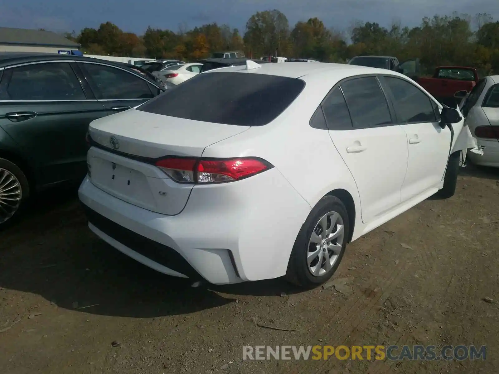 4 Photograph of a damaged car 5YFEPRAE5LP062018 TOYOTA COROLLA 2020