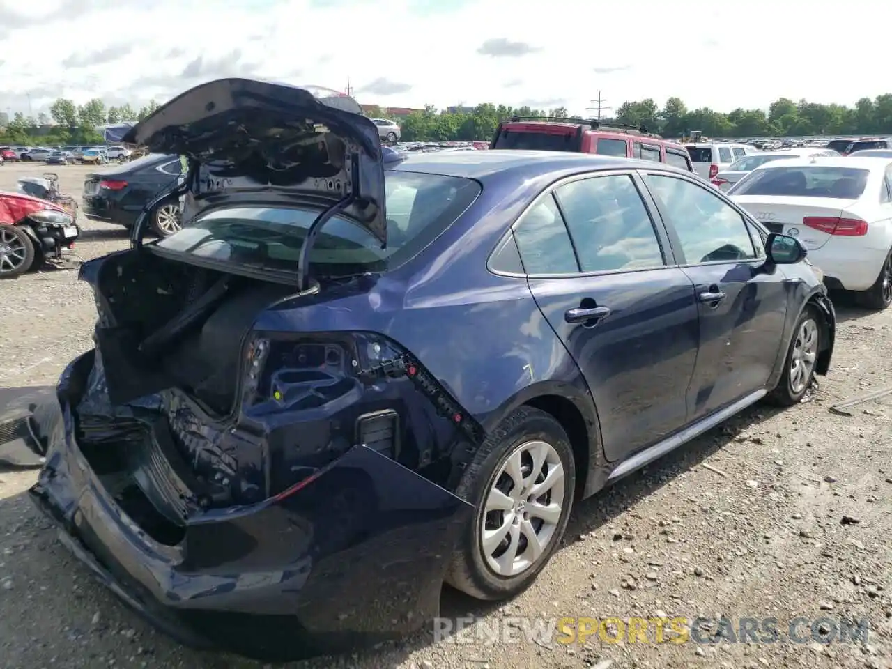 4 Photograph of a damaged car 5YFEPRAE5LP062357 TOYOTA COROLLA 2020