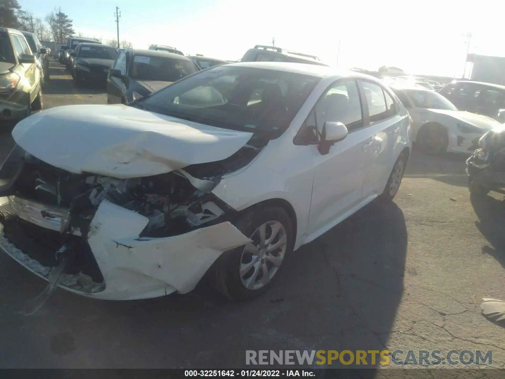 2 Photograph of a damaged car 5YFEPRAE5LP063752 TOYOTA COROLLA 2020