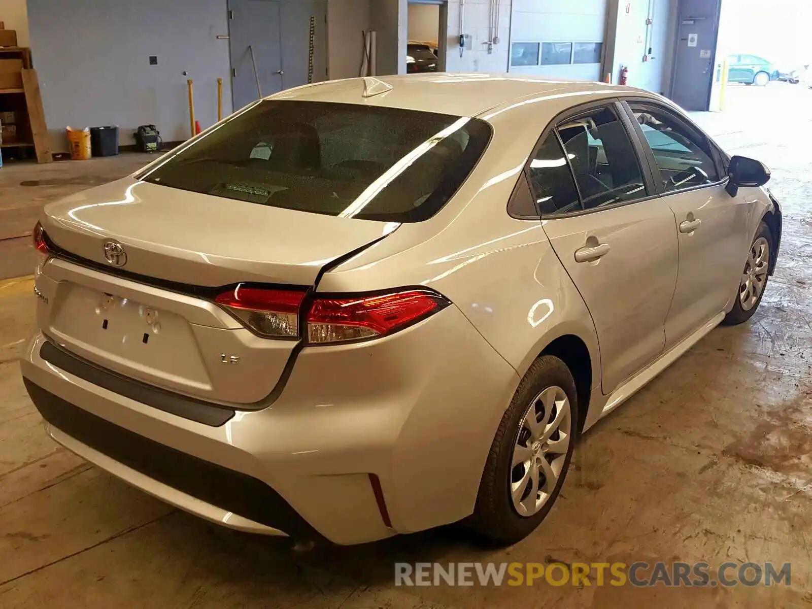 4 Photograph of a damaged car 5YFEPRAE5LP063976 TOYOTA COROLLA 2020