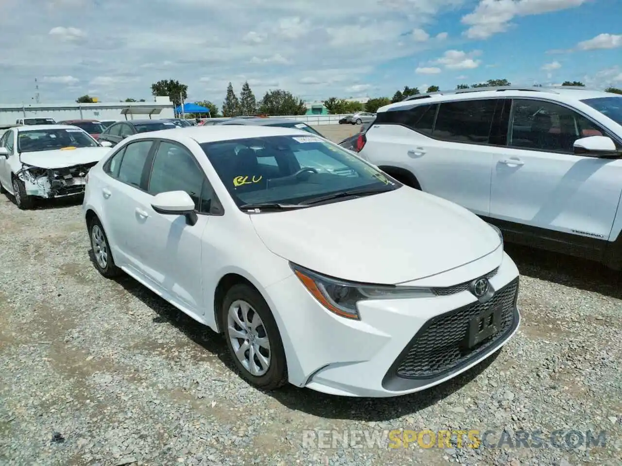 1 Photograph of a damaged car 5YFEPRAE5LP064061 TOYOTA COROLLA 2020