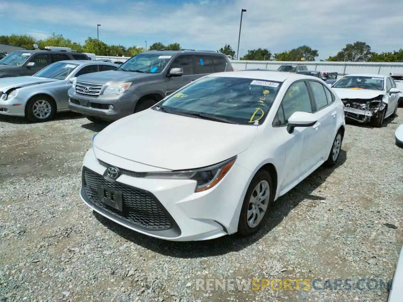 2 Photograph of a damaged car 5YFEPRAE5LP064061 TOYOTA COROLLA 2020