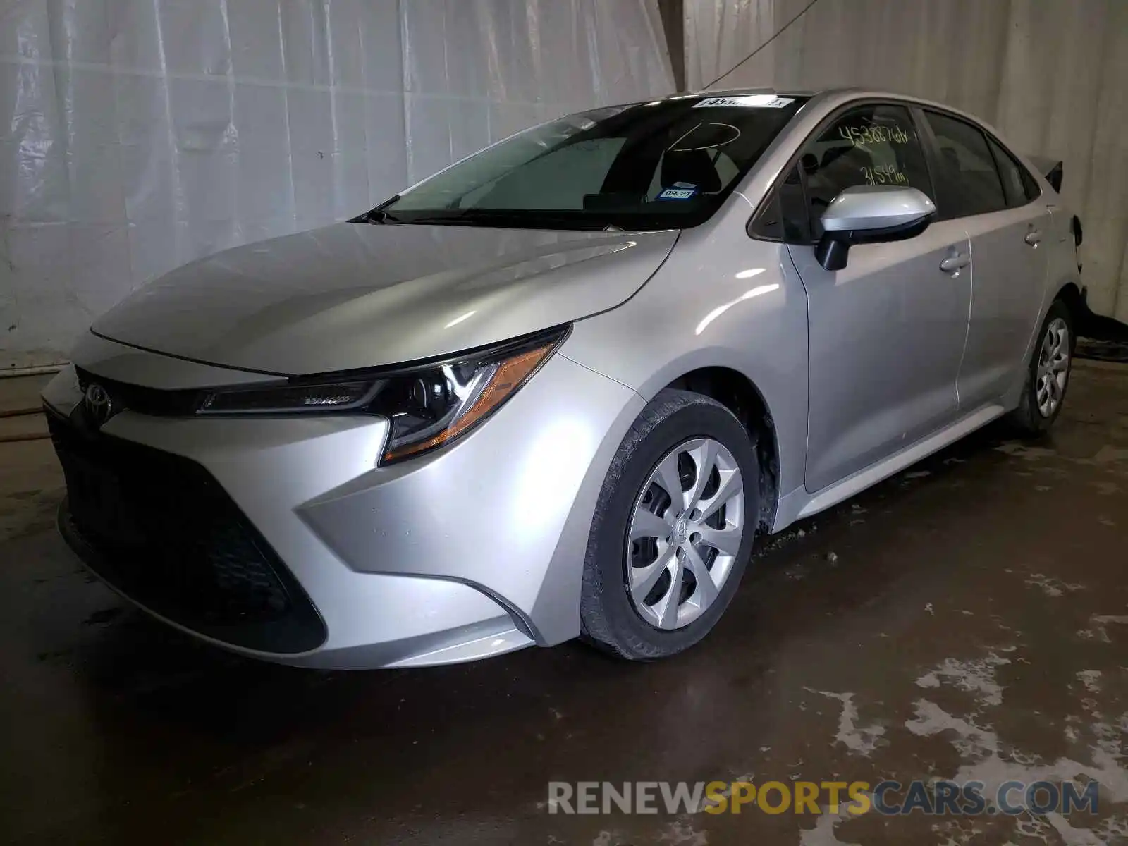 2 Photograph of a damaged car 5YFEPRAE5LP064772 TOYOTA COROLLA 2020