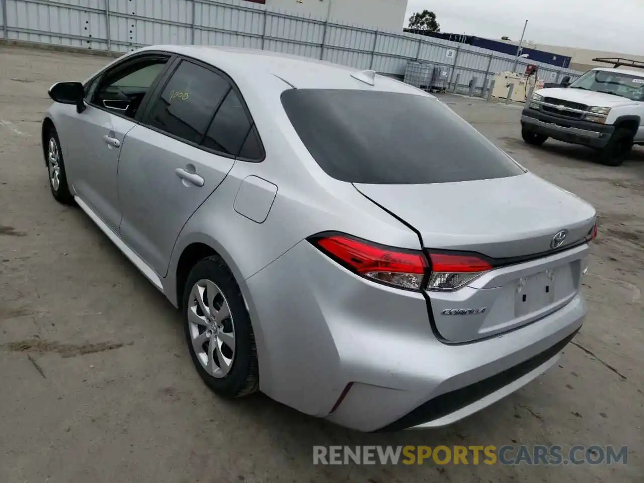 3 Photograph of a damaged car 5YFEPRAE5LP065131 TOYOTA COROLLA 2020