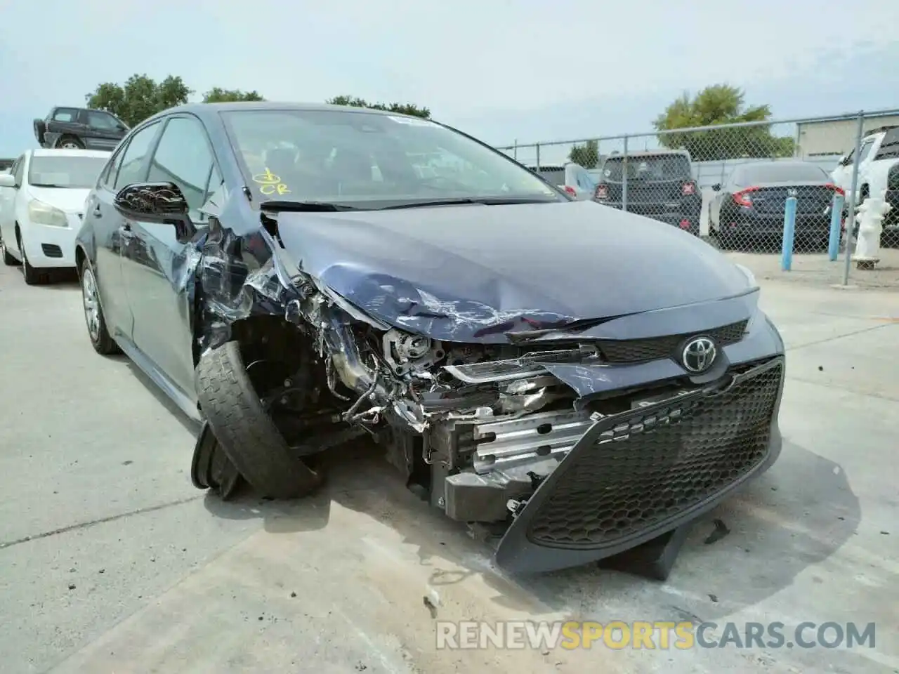 1 Photograph of a damaged car 5YFEPRAE5LP065162 TOYOTA COROLLA 2020