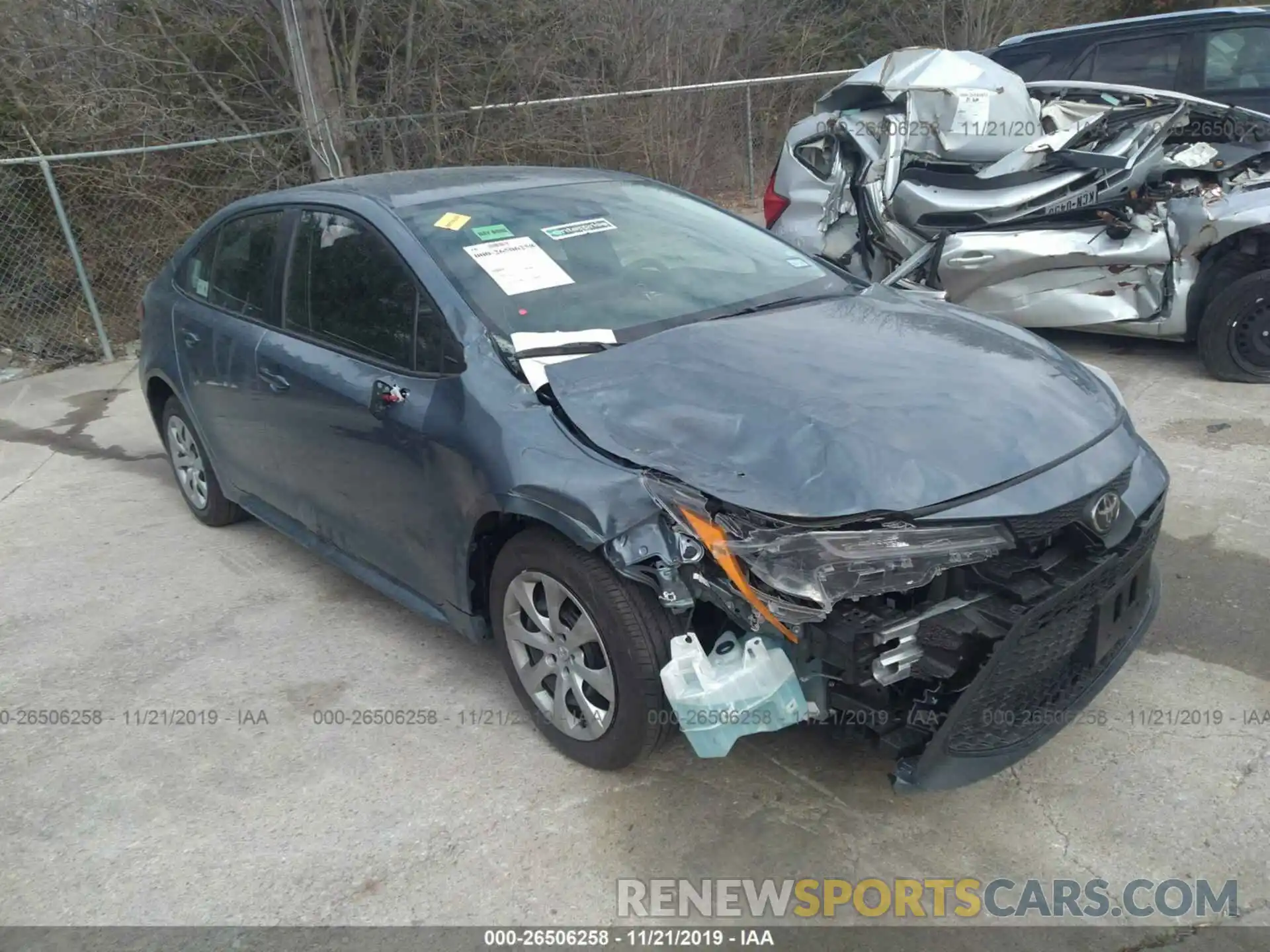 1 Photograph of a damaged car 5YFEPRAE5LP065923 TOYOTA COROLLA 2020