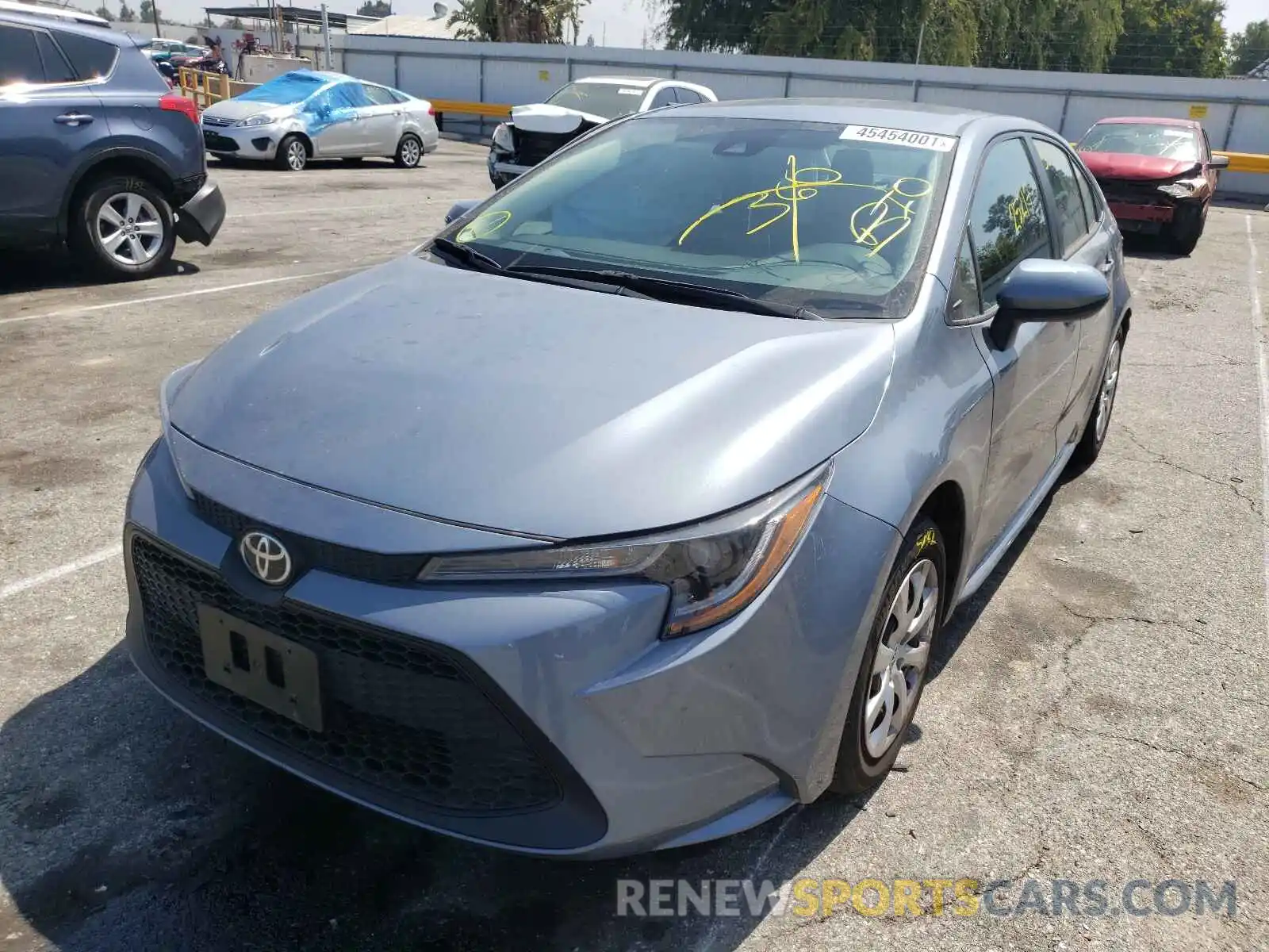 2 Photograph of a damaged car 5YFEPRAE5LP067462 TOYOTA COROLLA 2020