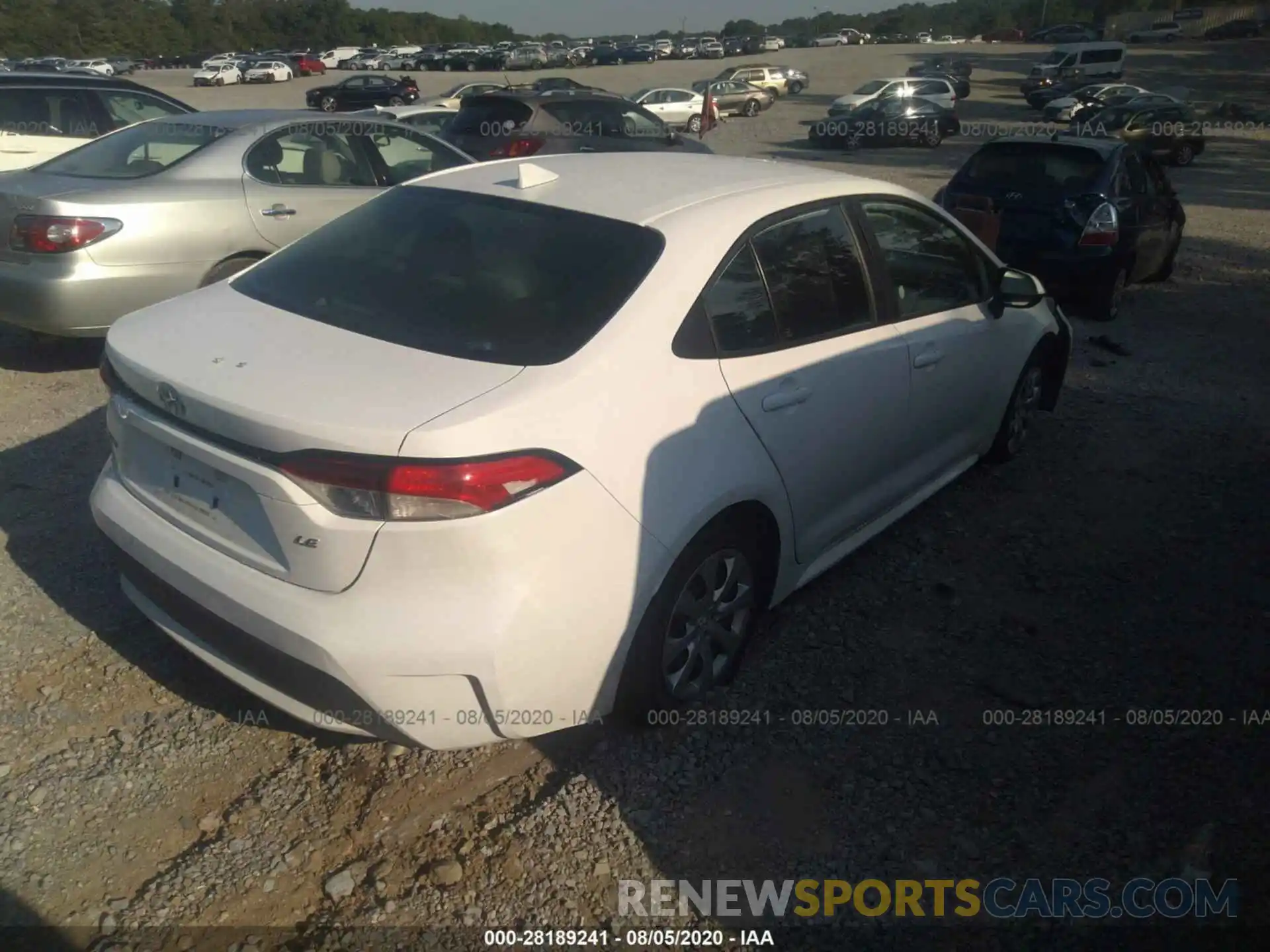 4 Photograph of a damaged car 5YFEPRAE5LP067722 TOYOTA COROLLA 2020