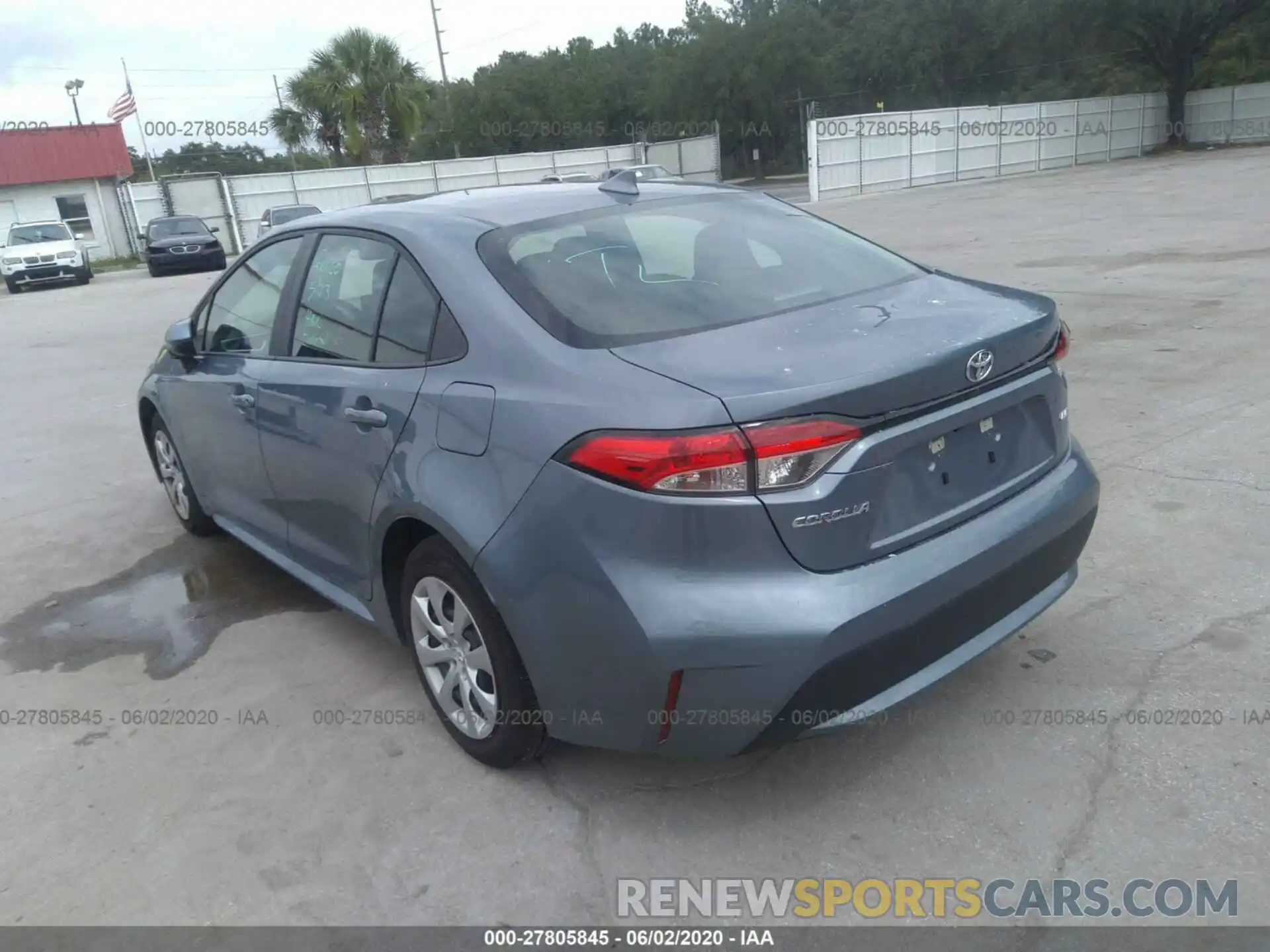 3 Photograph of a damaged car 5YFEPRAE5LP069972 TOYOTA COROLLA 2020