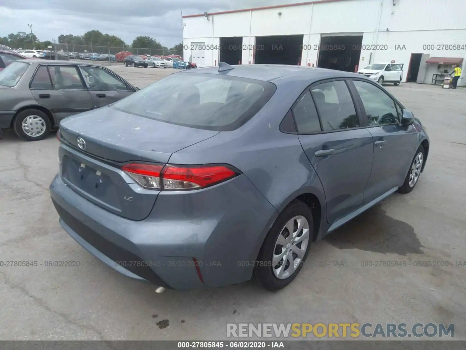 4 Photograph of a damaged car 5YFEPRAE5LP069972 TOYOTA COROLLA 2020