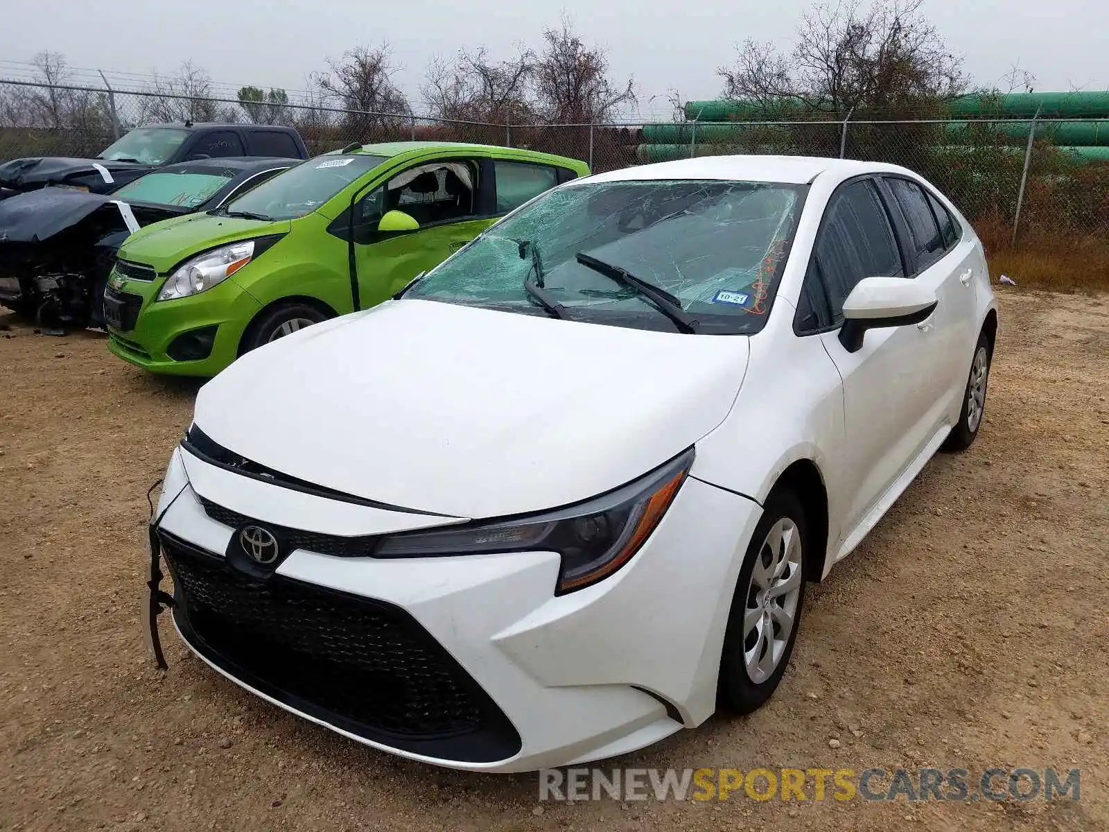 2 Photograph of a damaged car 5YFEPRAE5LP074346 TOYOTA COROLLA 2020