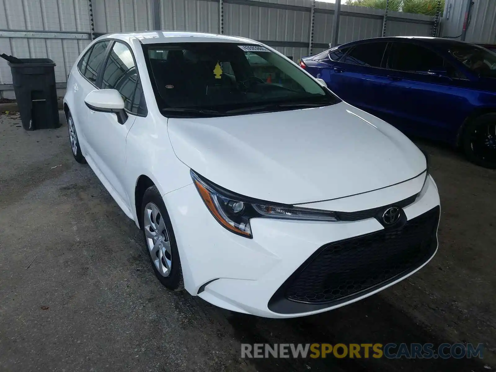 1 Photograph of a damaged car 5YFEPRAE5LP074654 TOYOTA COROLLA 2020