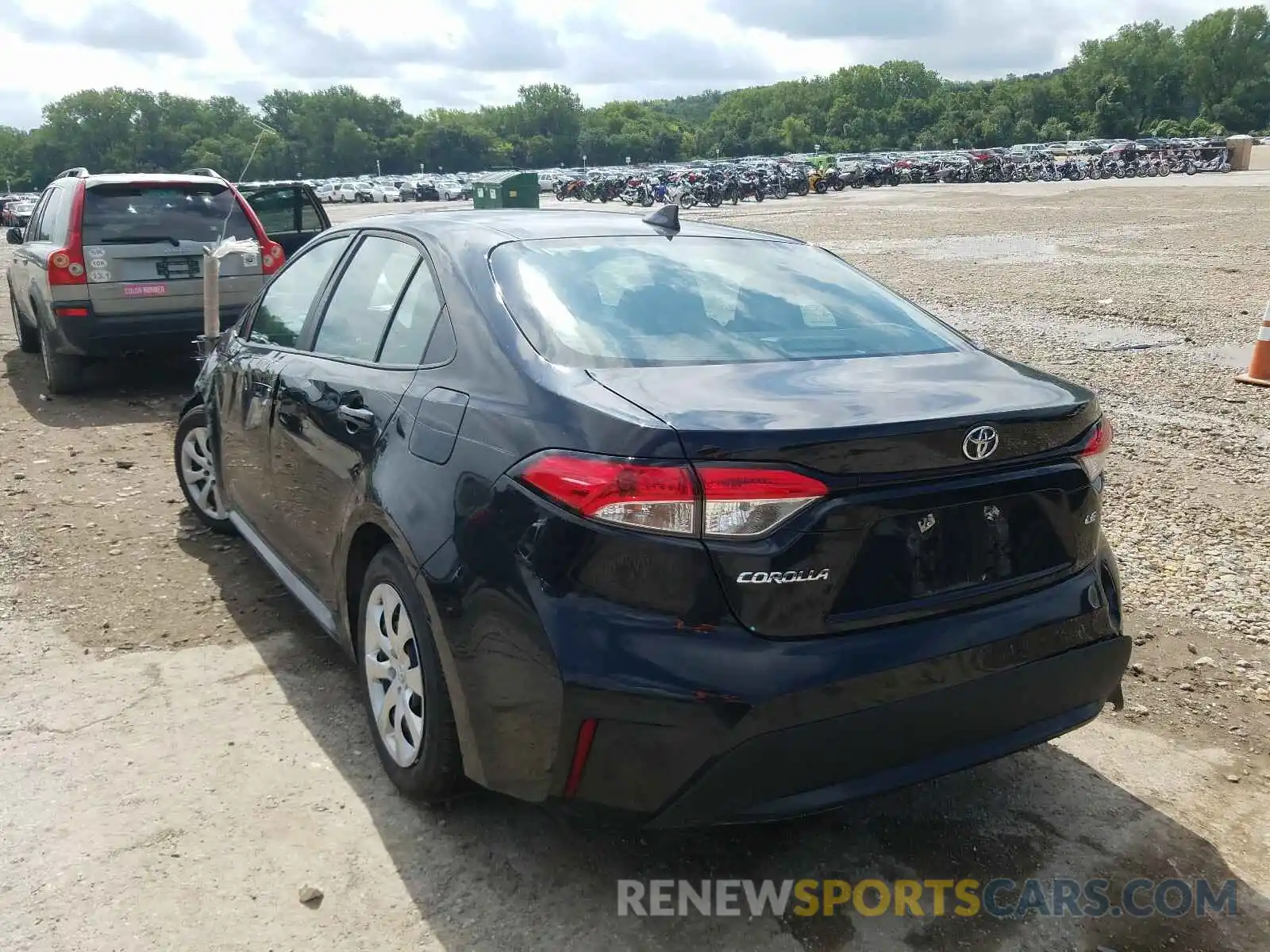 3 Photograph of a damaged car 5YFEPRAE5LP075738 TOYOTA COROLLA 2020