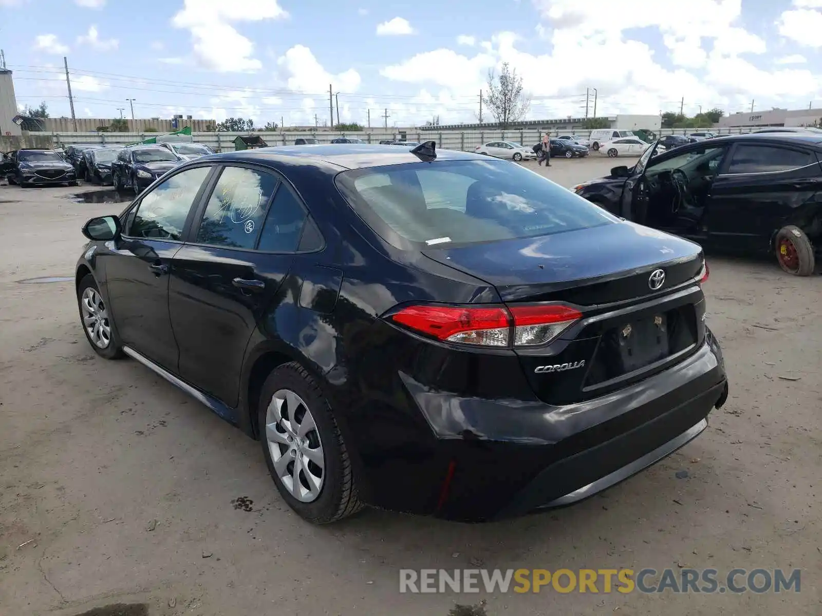 3 Photograph of a damaged car 5YFEPRAE5LP075755 TOYOTA COROLLA 2020