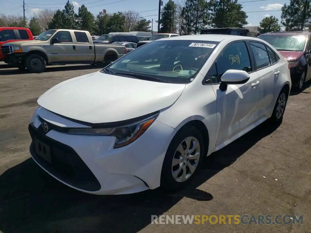 2 Photograph of a damaged car 5YFEPRAE5LP076596 TOYOTA COROLLA 2020