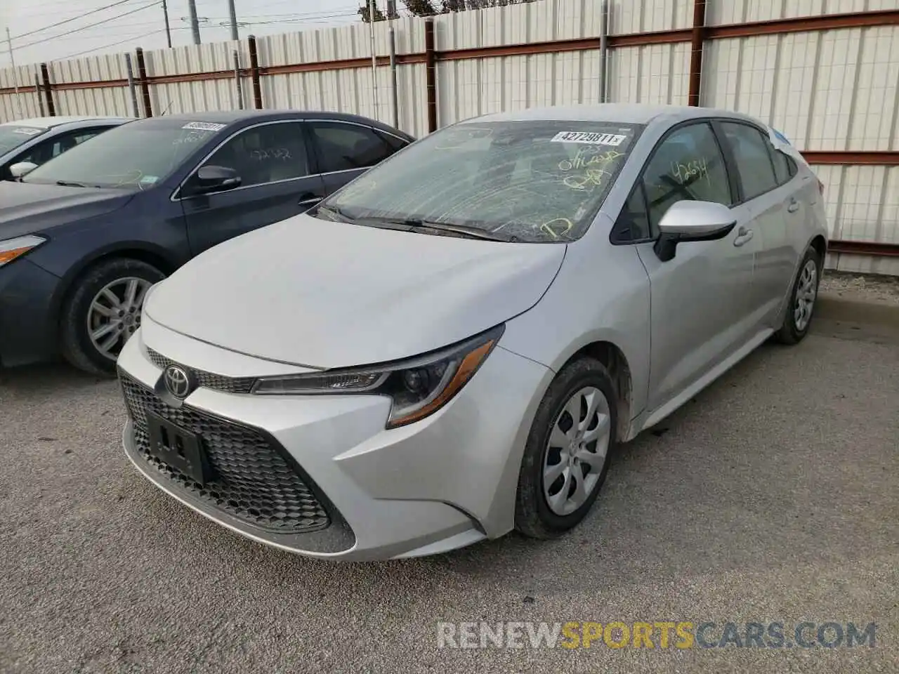 2 Photograph of a damaged car 5YFEPRAE5LP076842 TOYOTA COROLLA 2020