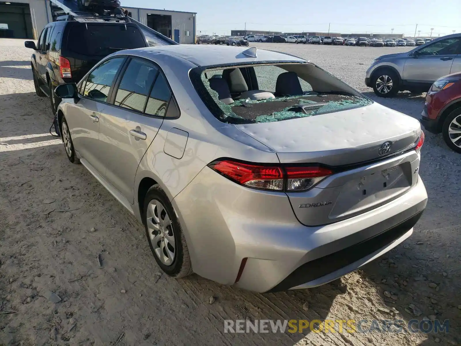 3 Photograph of a damaged car 5YFEPRAE5LP076842 TOYOTA COROLLA 2020