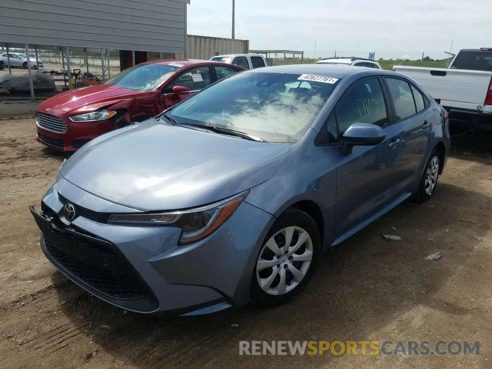 2 Photograph of a damaged car 5YFEPRAE5LP077358 TOYOTA COROLLA 2020