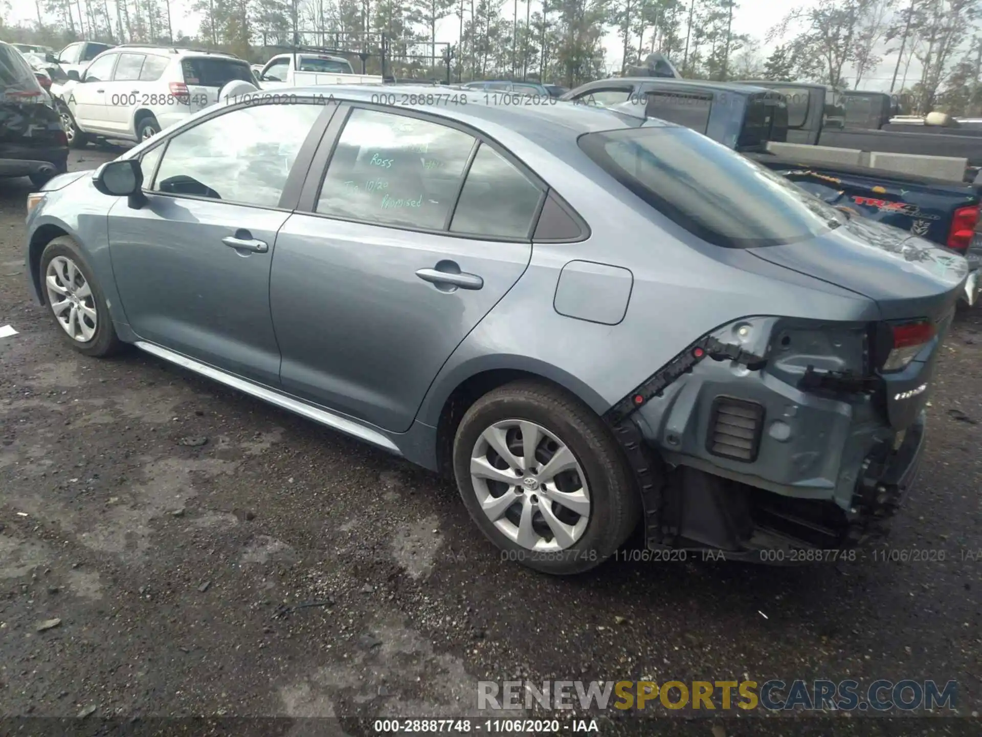 3 Photograph of a damaged car 5YFEPRAE5LP078087 TOYOTA COROLLA 2020