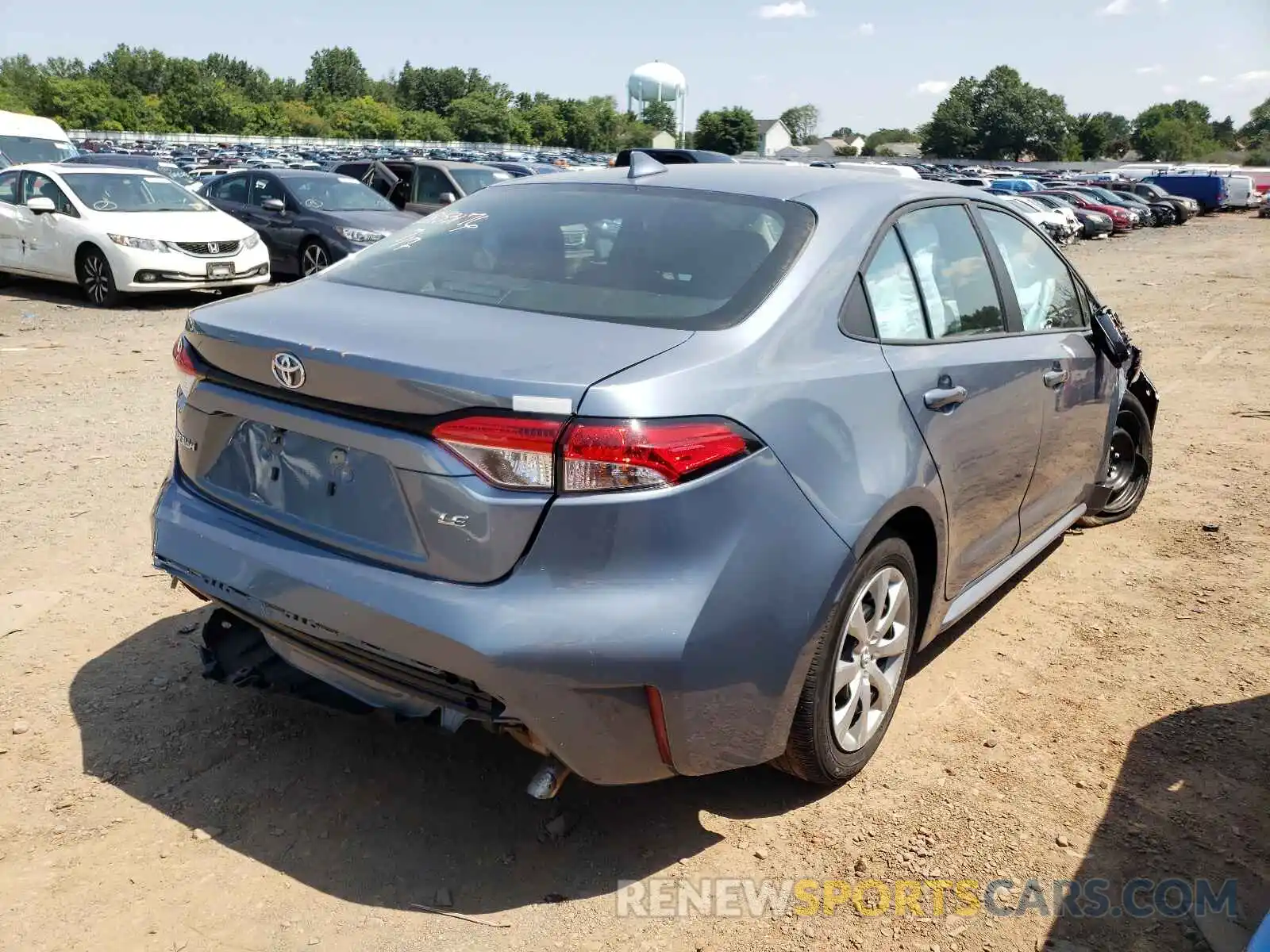 4 Photograph of a damaged car 5YFEPRAE5LP079305 TOYOTA COROLLA 2020