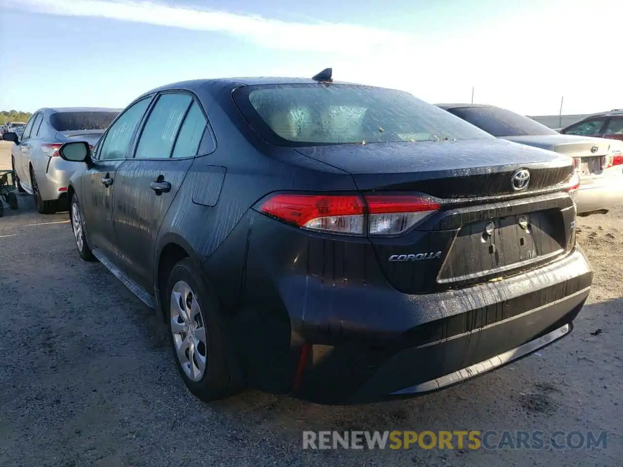 3 Photograph of a damaged car 5YFEPRAE5LP079885 TOYOTA COROLLA 2020