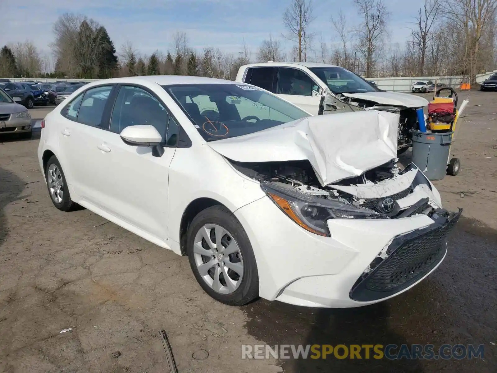 1 Photograph of a damaged car 5YFEPRAE5LP079918 TOYOTA COROLLA 2020