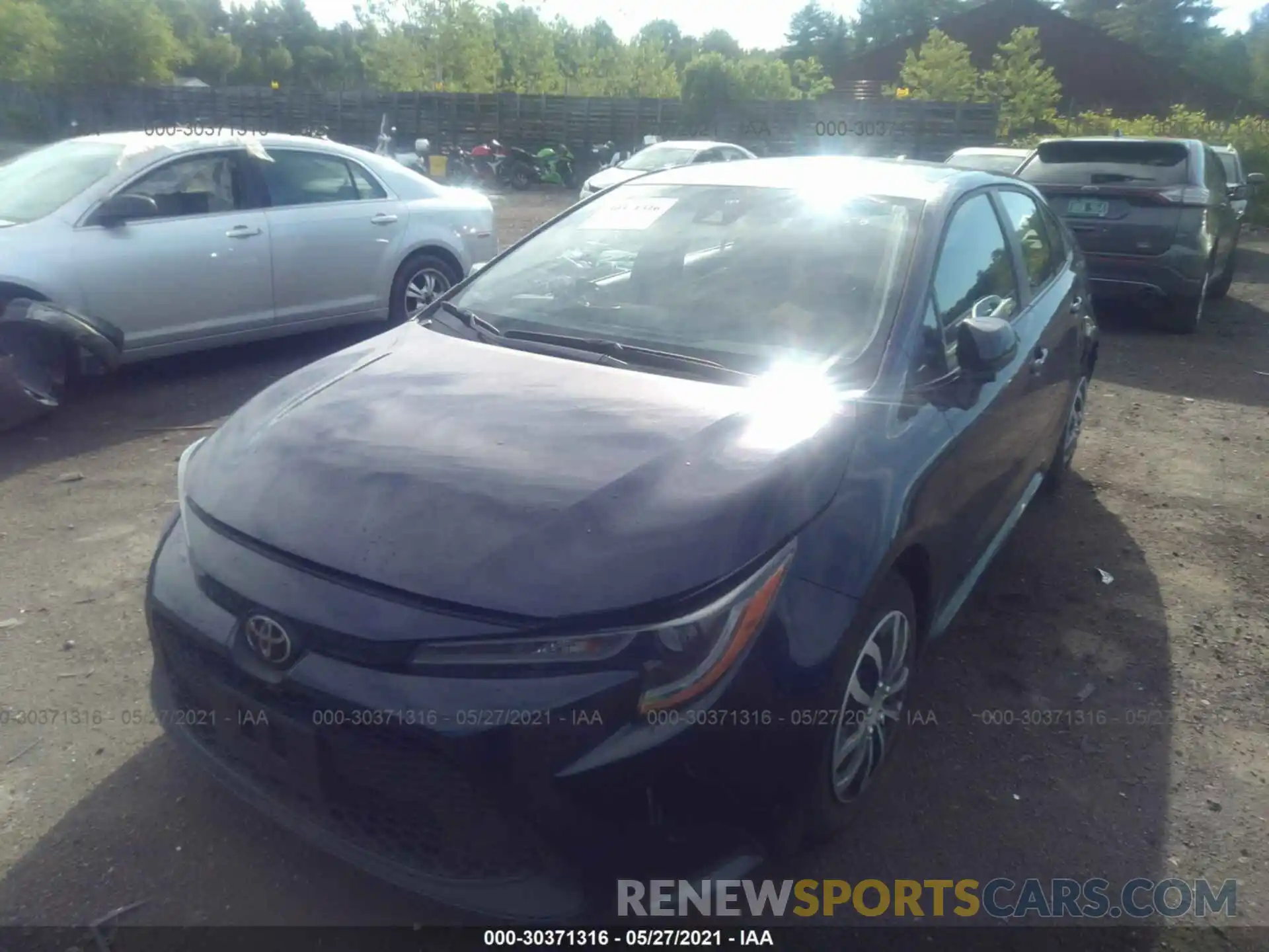 2 Photograph of a damaged car 5YFEPRAE5LP081426 TOYOTA COROLLA 2020