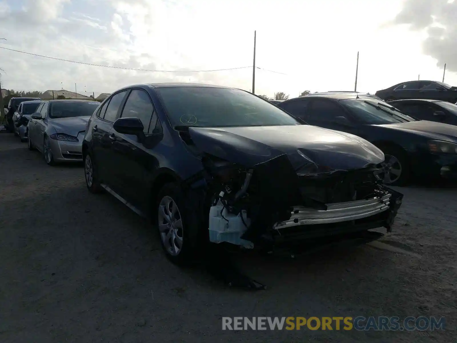 1 Photograph of a damaged car 5YFEPRAE5LP081748 TOYOTA COROLLA 2020