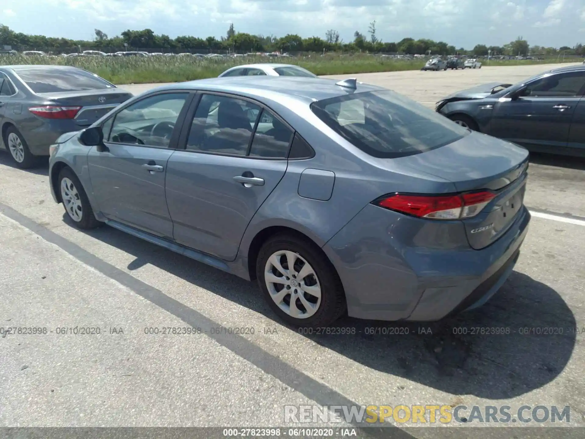 3 Photograph of a damaged car 5YFEPRAE5LP082334 TOYOTA COROLLA 2020