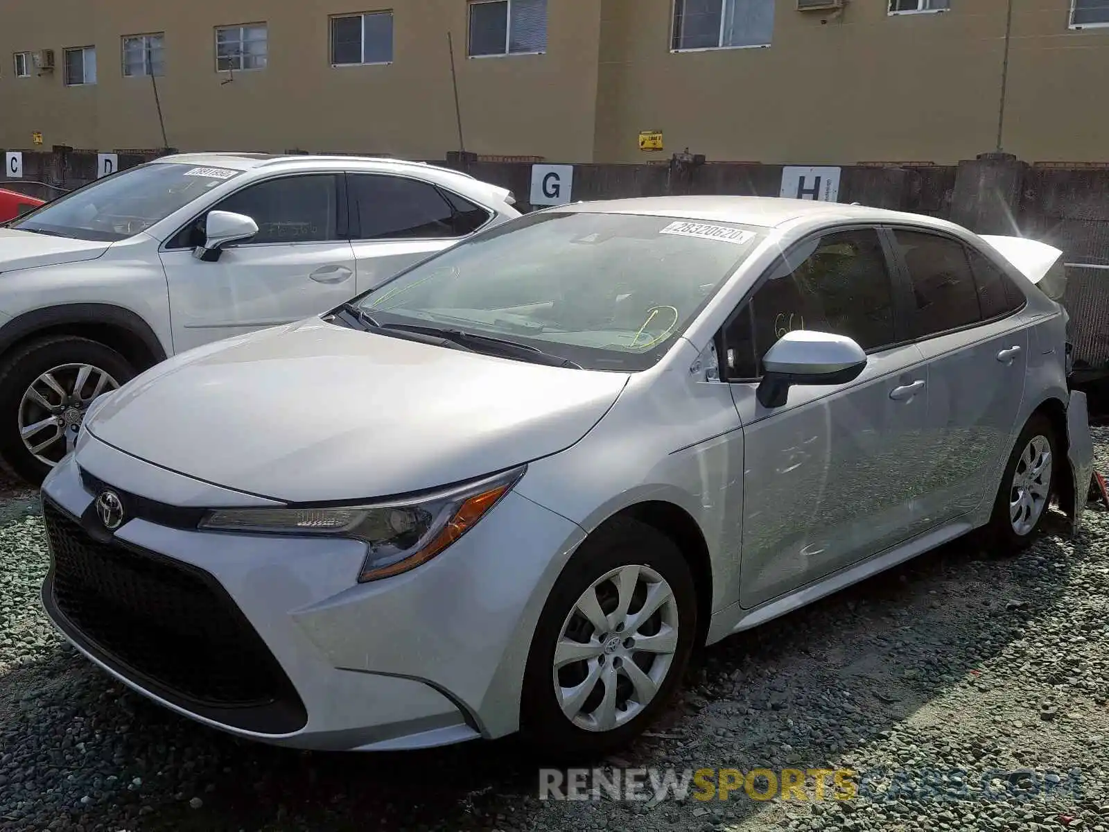 2 Photograph of a damaged car 5YFEPRAE5LP082401 TOYOTA COROLLA 2020