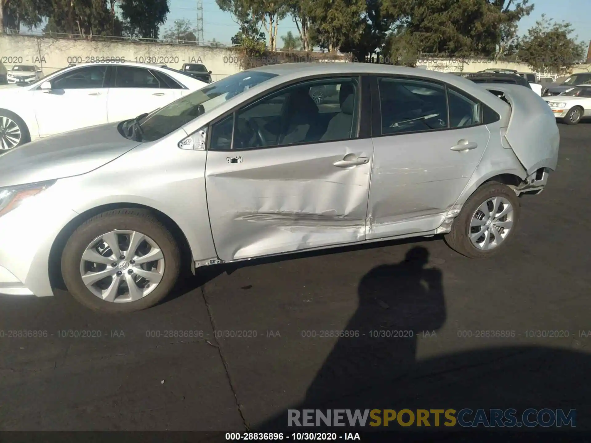 6 Photograph of a damaged car 5YFEPRAE5LP082673 TOYOTA COROLLA 2020