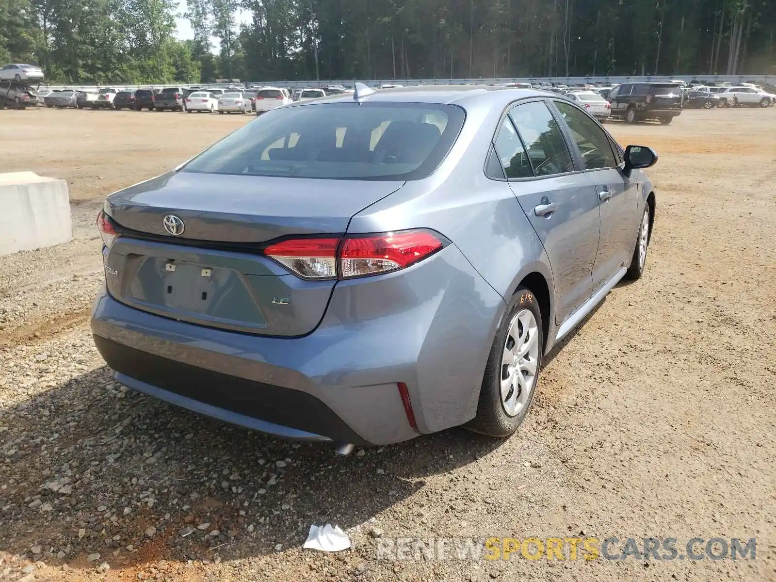 4 Photograph of a damaged car 5YFEPRAE5LP082821 TOYOTA COROLLA 2020