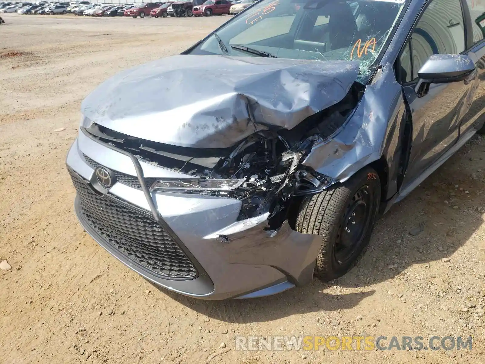 9 Photograph of a damaged car 5YFEPRAE5LP082821 TOYOTA COROLLA 2020