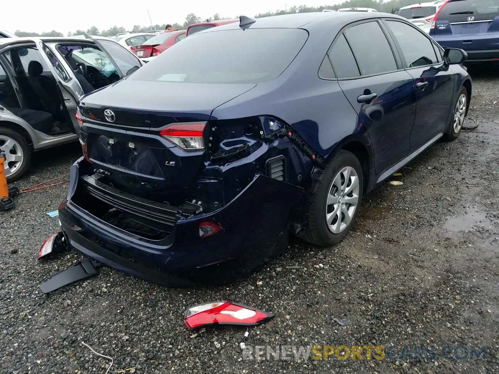 4 Photograph of a damaged car 5YFEPRAE5LP084486 TOYOTA COROLLA 2020