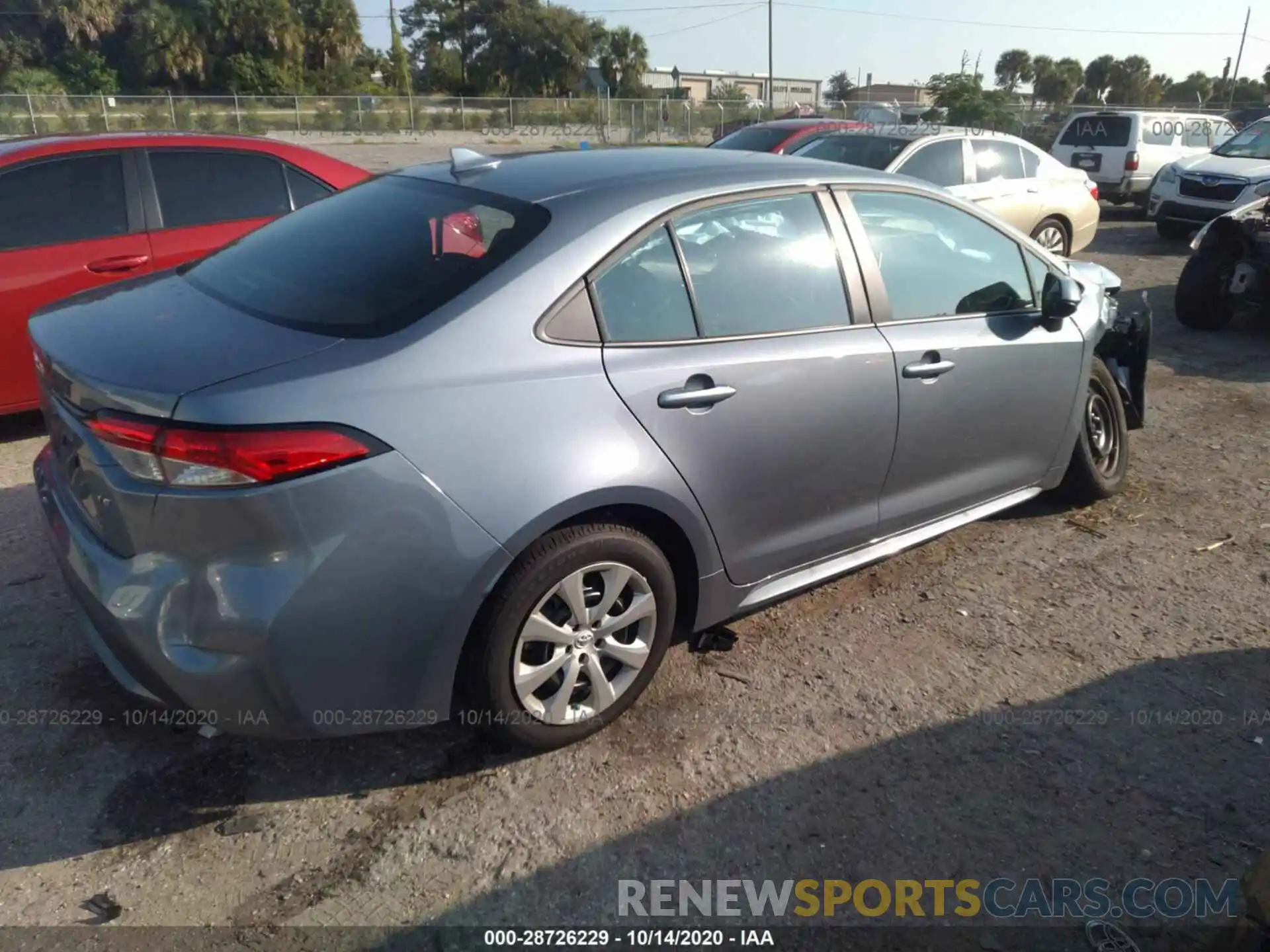 4 Photograph of a damaged car 5YFEPRAE5LP084908 TOYOTA COROLLA 2020