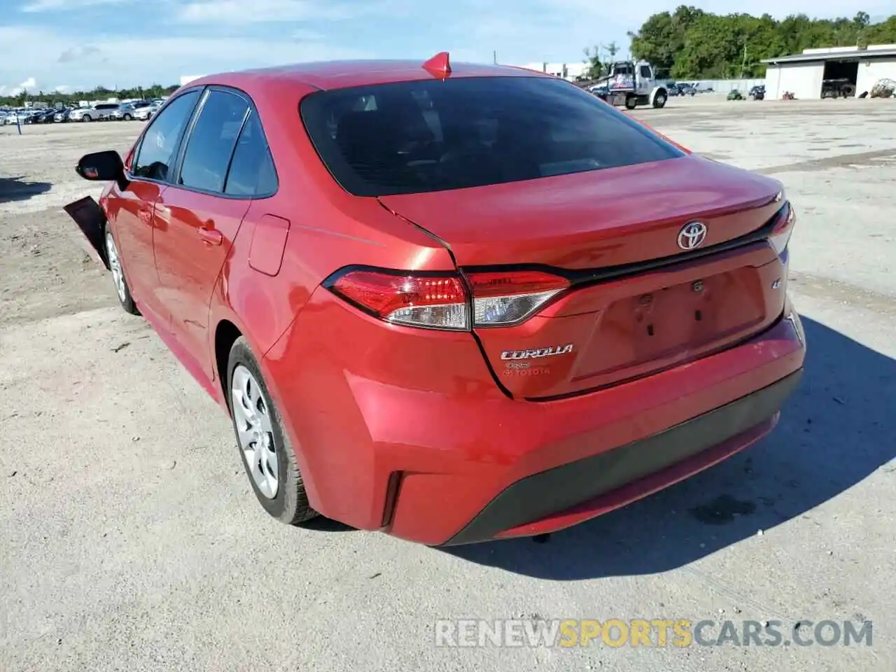 3 Photograph of a damaged car 5YFEPRAE5LP085167 TOYOTA COROLLA 2020