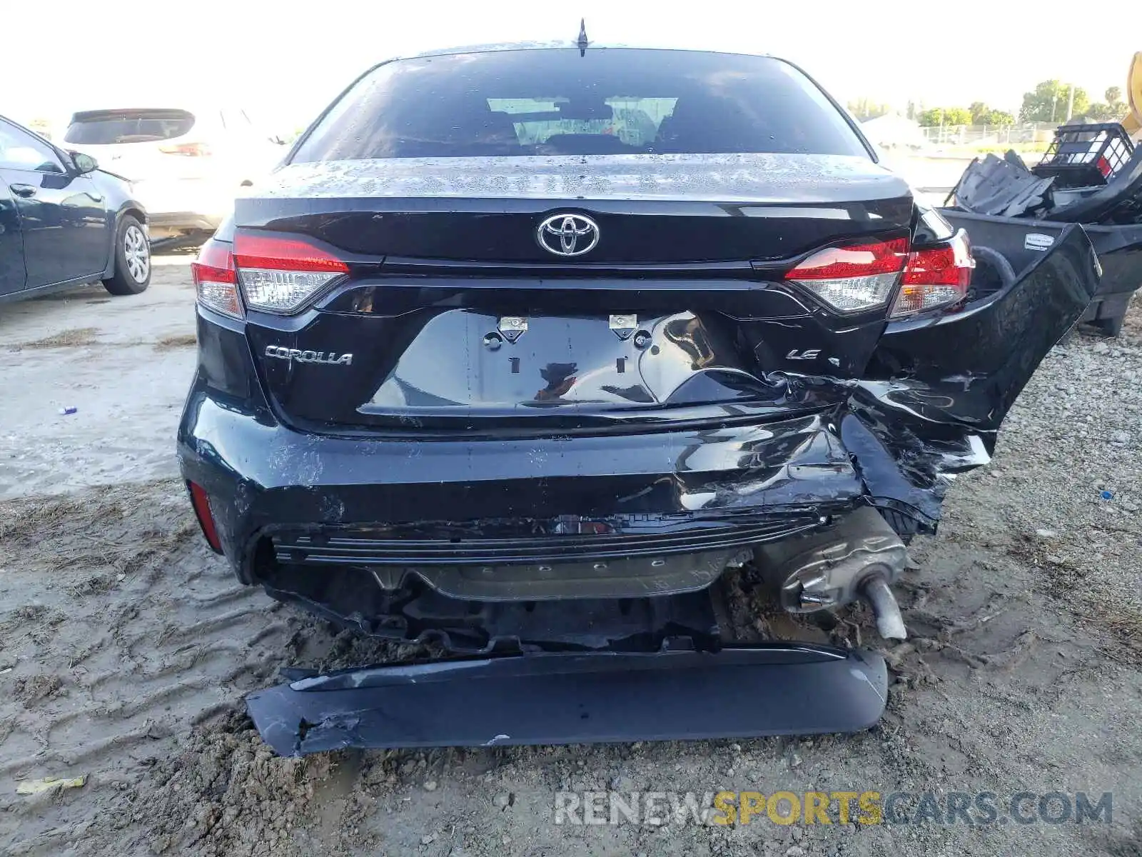 9 Photograph of a damaged car 5YFEPRAE5LP086920 TOYOTA COROLLA 2020