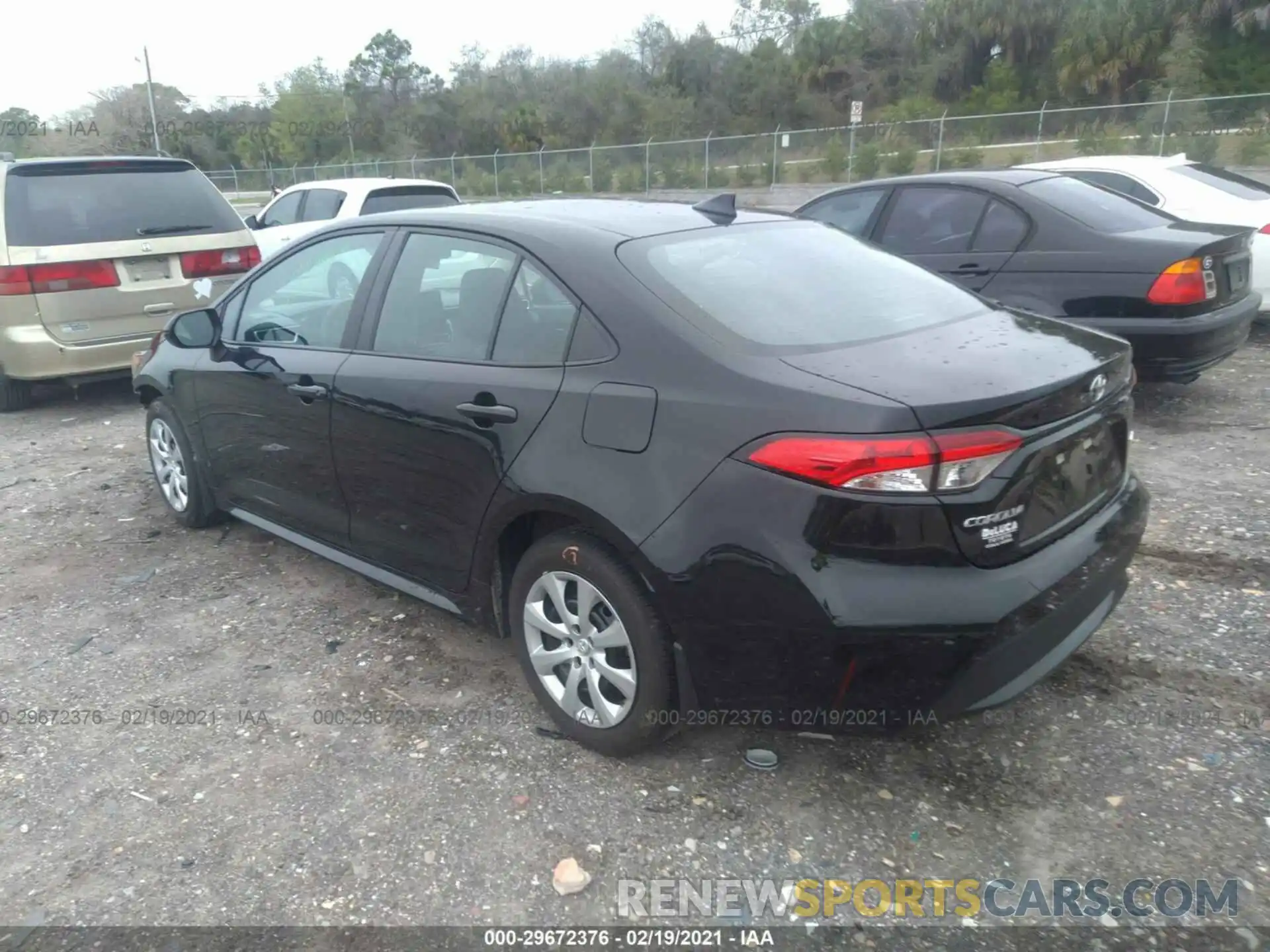 3 Photograph of a damaged car 5YFEPRAE5LP087193 TOYOTA COROLLA 2020