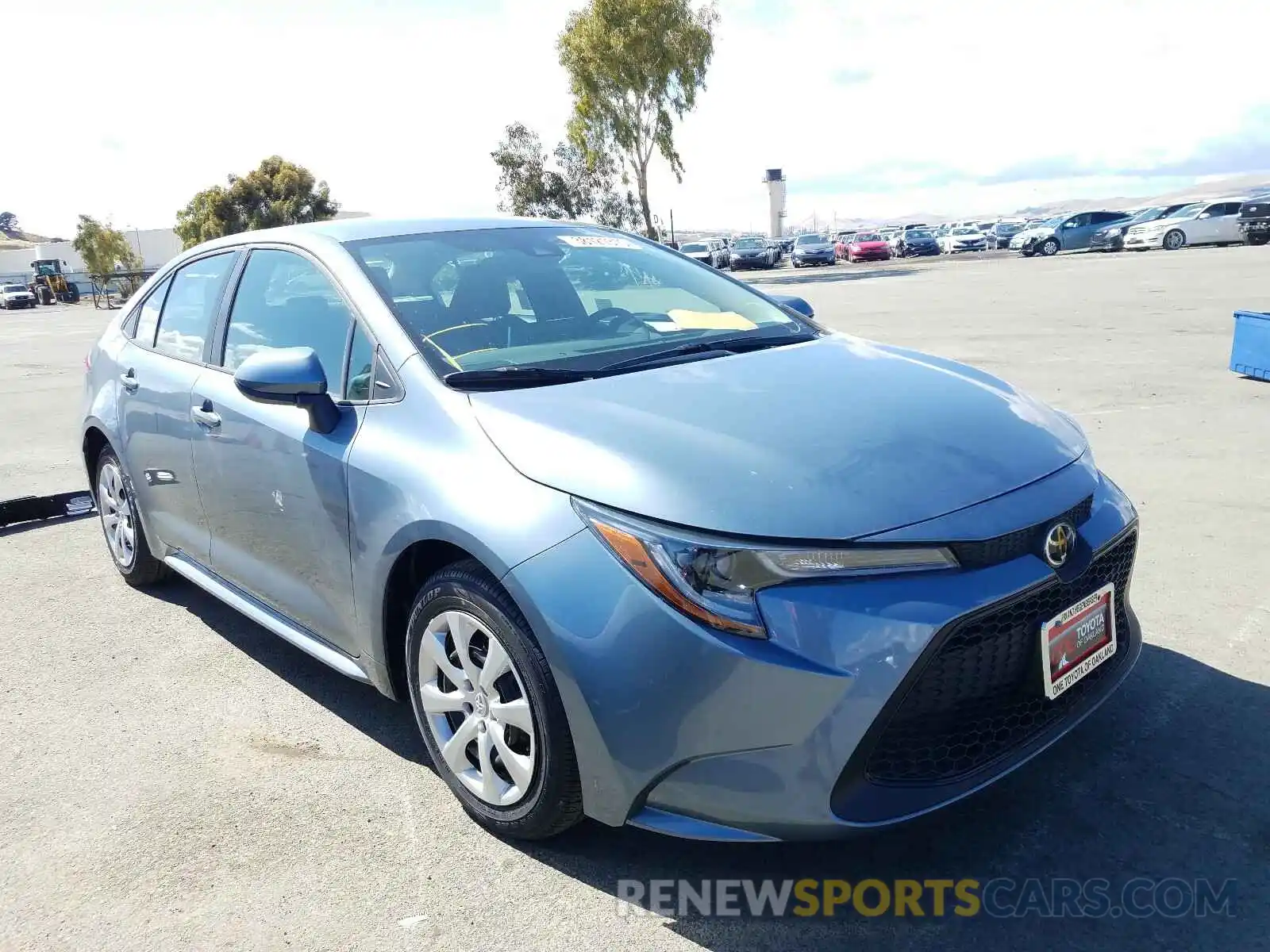 1 Photograph of a damaged car 5YFEPRAE5LP087548 TOYOTA COROLLA 2020