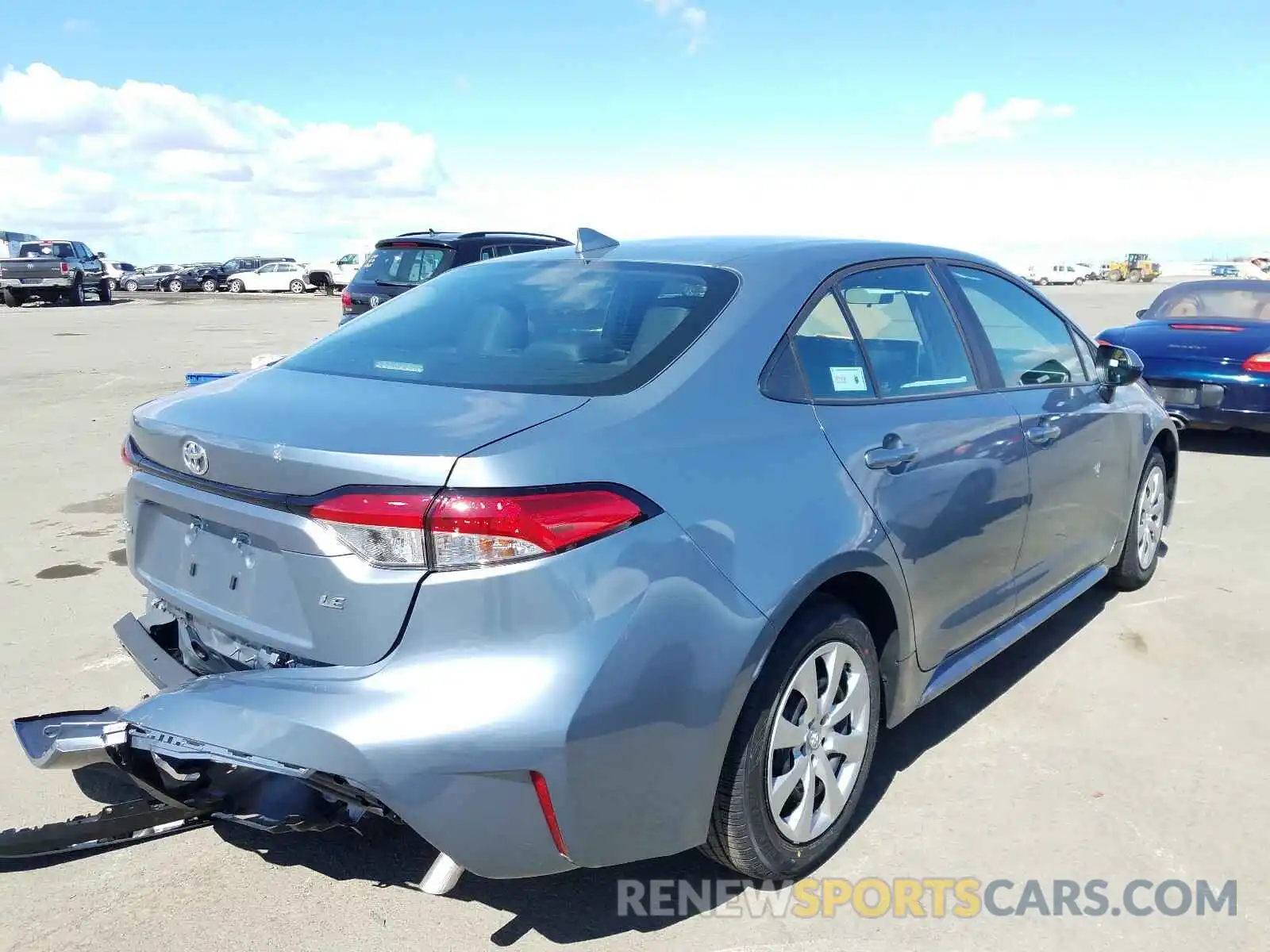 4 Photograph of a damaged car 5YFEPRAE5LP087548 TOYOTA COROLLA 2020