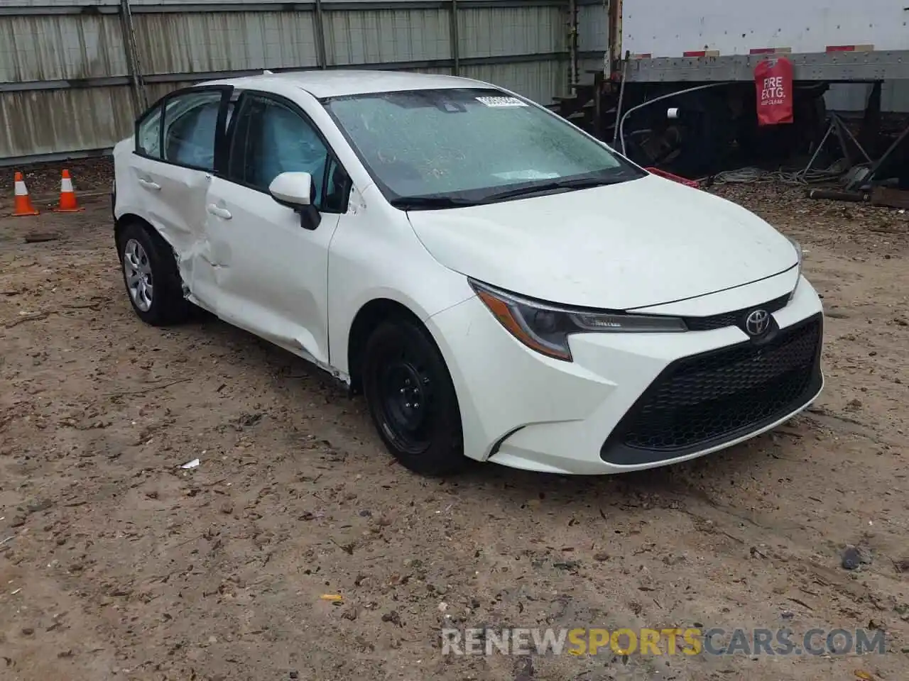 1 Photograph of a damaged car 5YFEPRAE5LP088909 TOYOTA COROLLA 2020