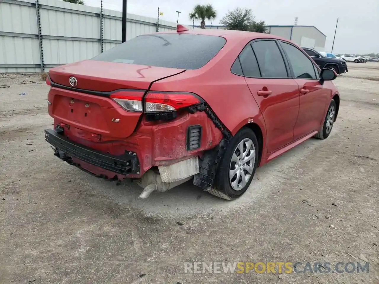 4 Photograph of a damaged car 5YFEPRAE5LP088988 TOYOTA COROLLA 2020